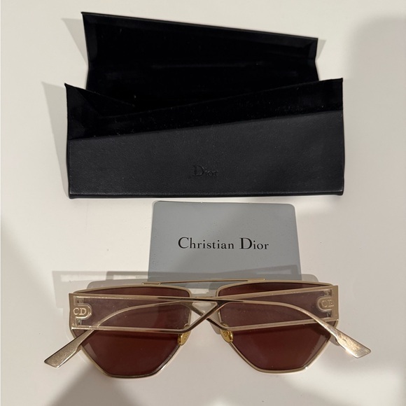 Brand New Authentic Christian Dior Sunglasses Clan
2 61mm Frame DDB11 - Picture 4 of 5